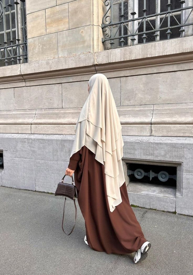abaya hijab beige brun